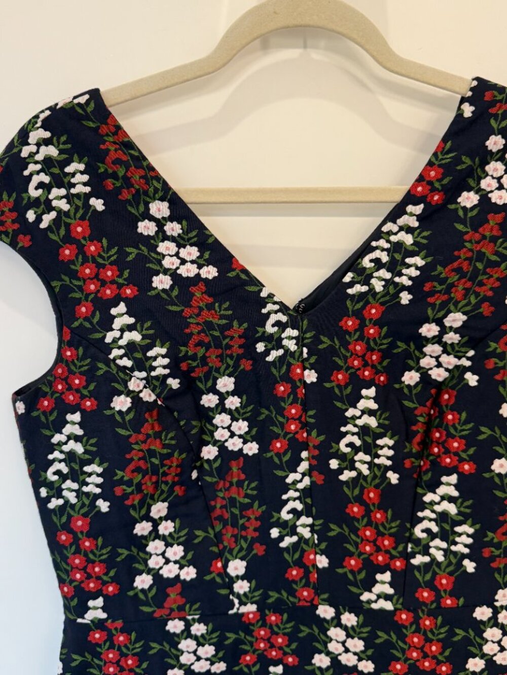 Brooks Brothers Spring Floral Cap Sleeve Dress Size 8 - Picture 4 of 7